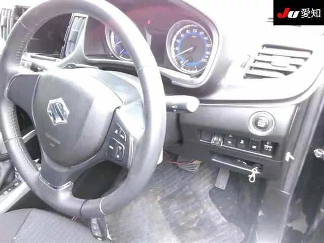 Suzuki BALENO