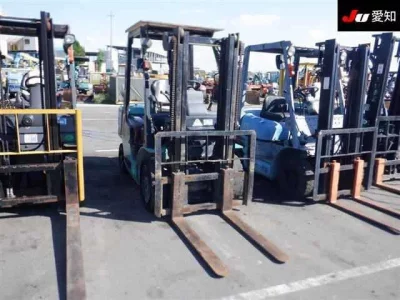 Nissan FORKLIFT