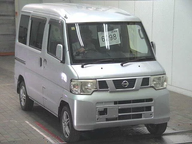Nissan CLIPPER VAN