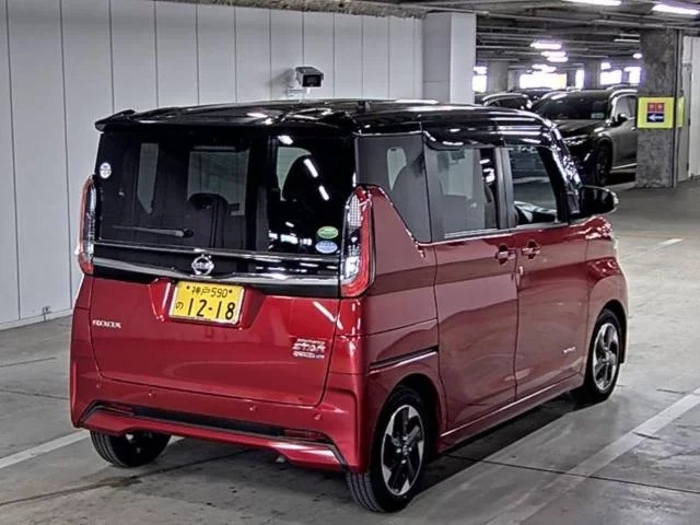 Nissan ROOX