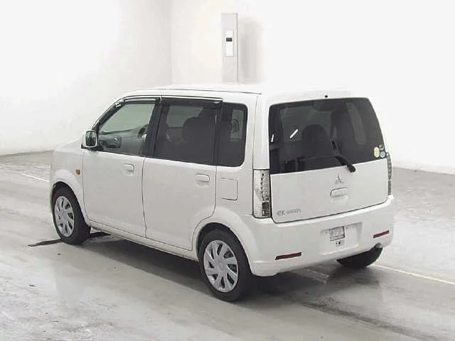 Mitsubishi EK WAGON