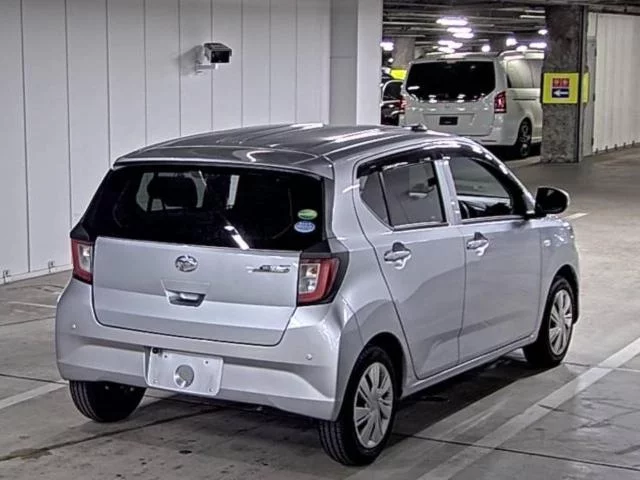 Daihatsu MIRA E S