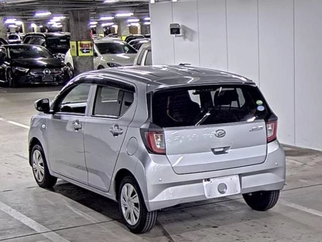 Daihatsu MIRA E S