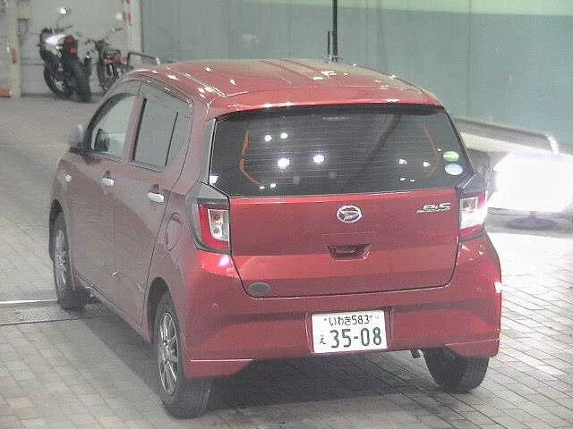 Daihatsu MIRA E S