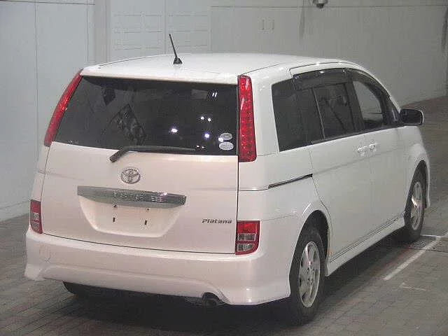 Toyota ISIS