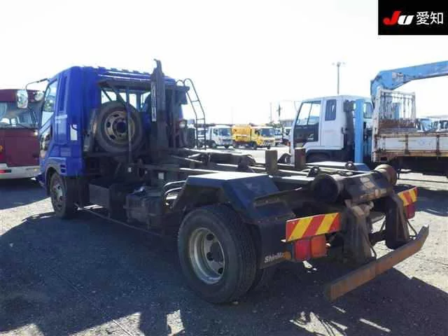 Mitsubishi FUSO FIGHTER