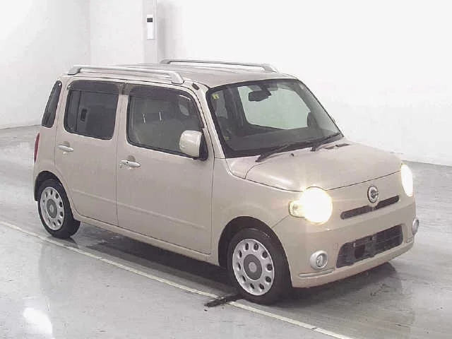 Daihatsu MIRA