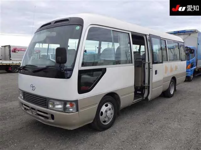 Toyota COASTER