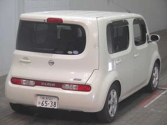 Nissan CUBE