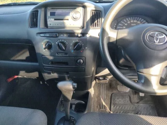 Toyota SUCCEED