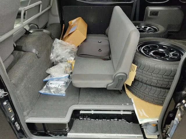 Nissan CARAVAN VAN
