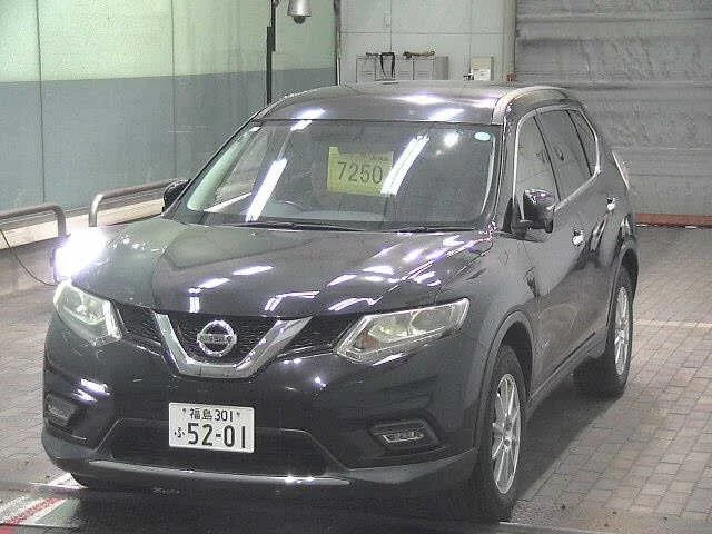 Nissan X-TRAIL