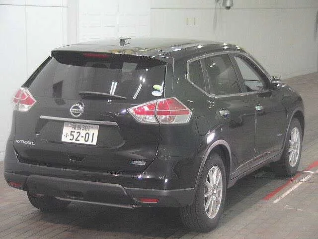 Nissan X-TRAIL