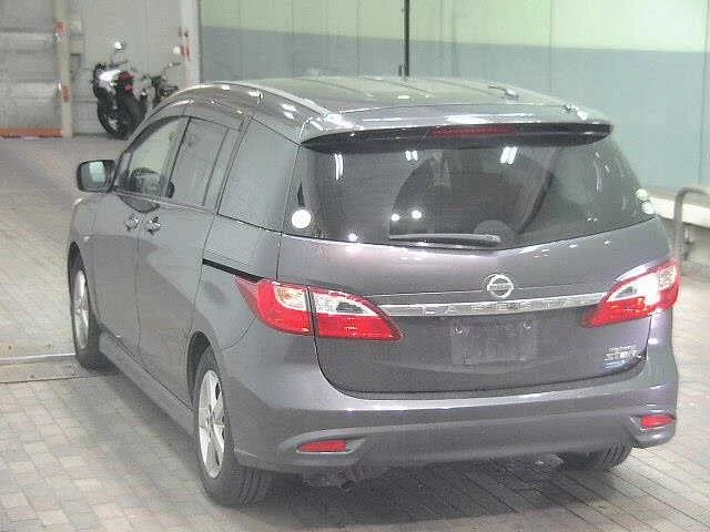 Nissan LAFESTA