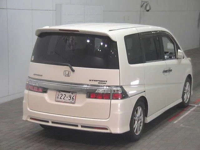 Honda STEP WAGON