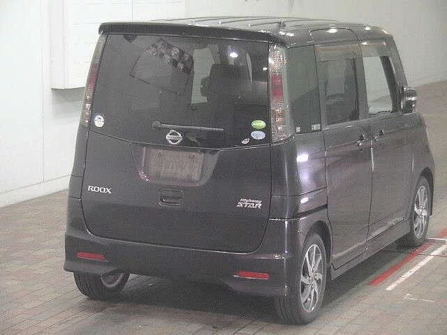 Nissan ROOX
