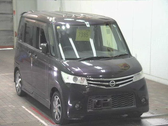 Nissan ROOX