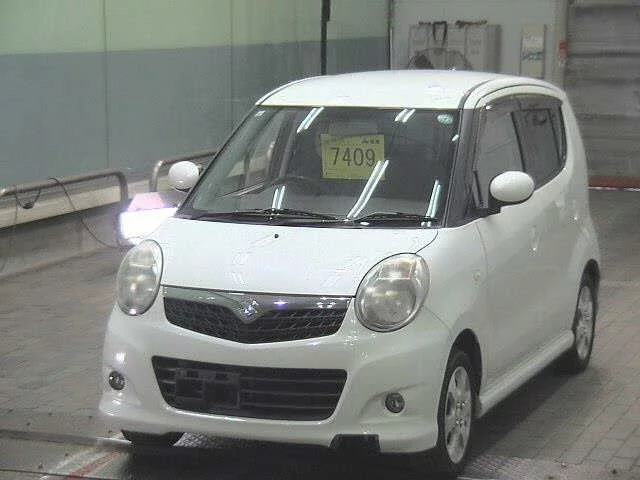Suzuki MRWAGON