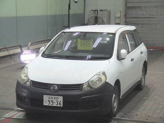 Nissan AD