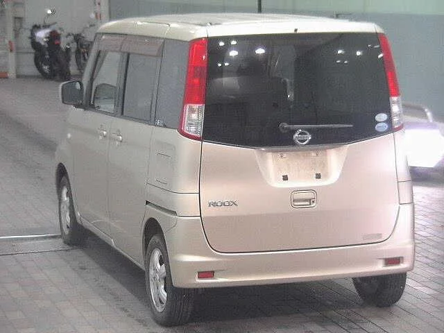 Nissan ROOX