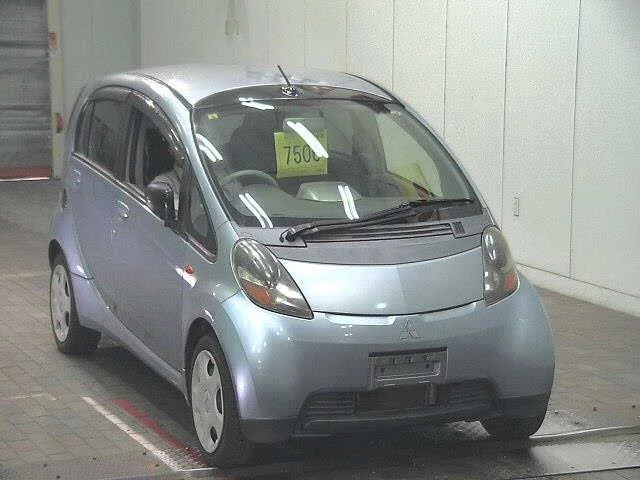 Mitsubishi I