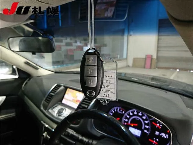 Nissan TEANA