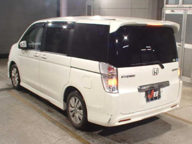 Honda STEP WAGON