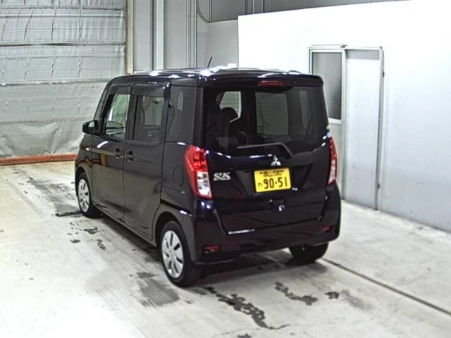 Mitsubishi EK SPACE