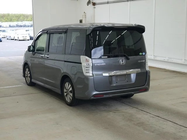 Honda STEP WAGON