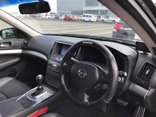 Nissan SKYLINE