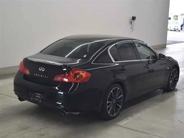 Nissan SKYLINE
