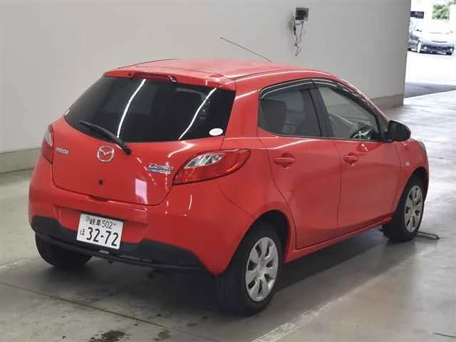 Mazda DEMIO