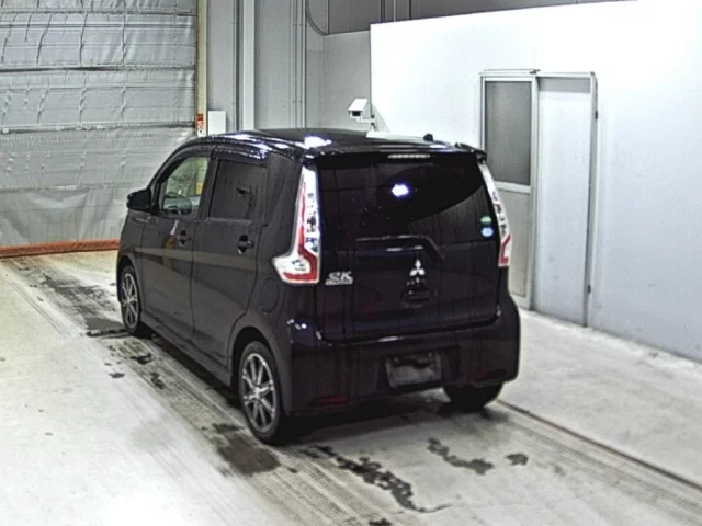 Mitsubishi EK CUSTOM