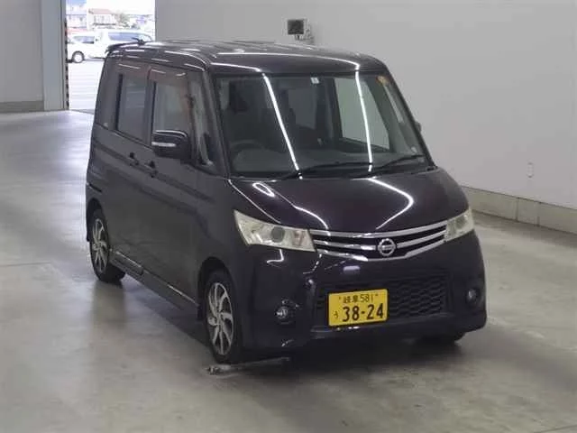 Nissan ROOX