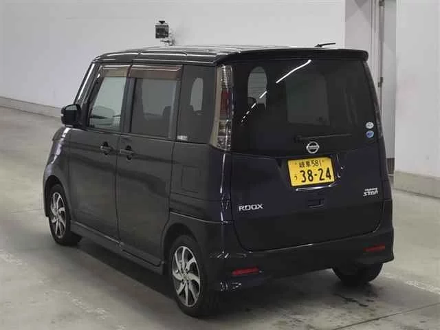 Nissan ROOX