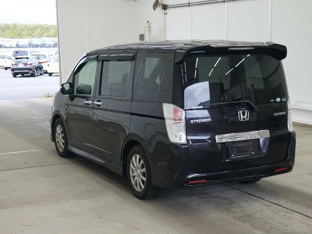 Honda STEP WAGON
