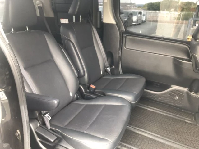 Toyota ESQUIRE