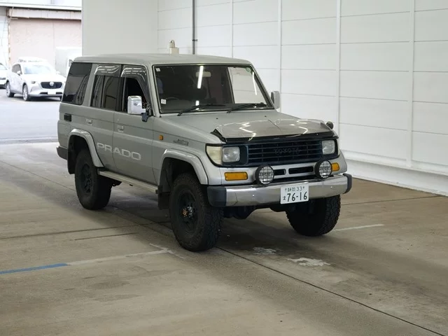 Toyota LAND CRUISER PRADO