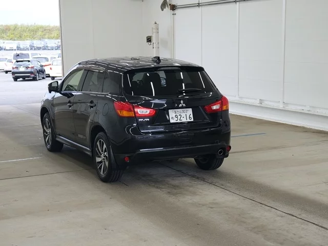 Mitsubishi RVR