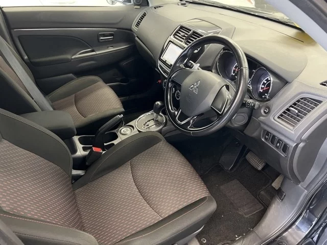 Mitsubishi RVR
