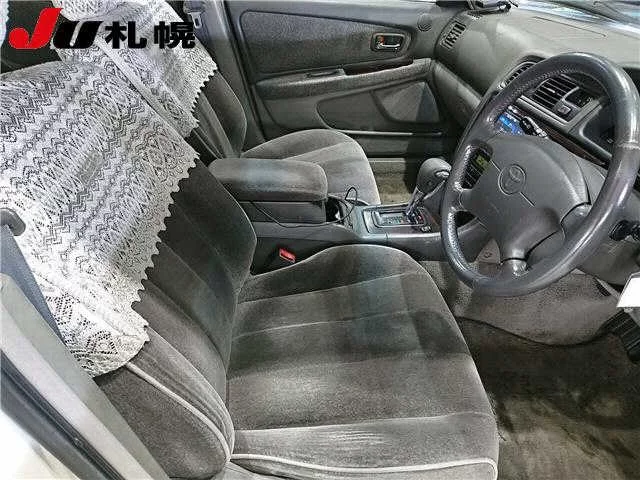 Toyota CRESTA