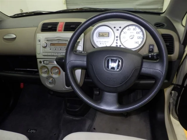 Honda LIFE