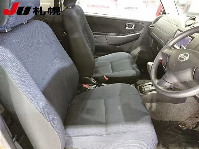 Nissan KIX