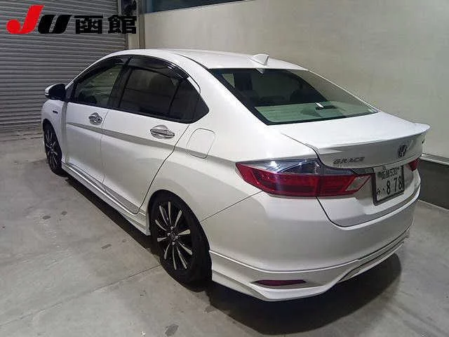 Honda GRACE