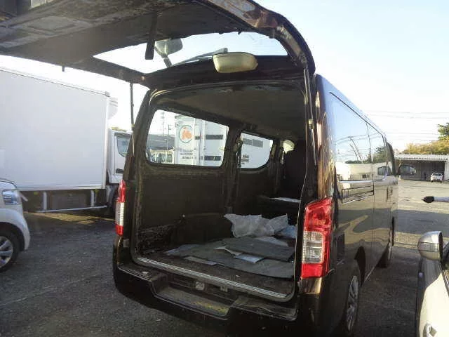 Nissan CARAVAN VAN