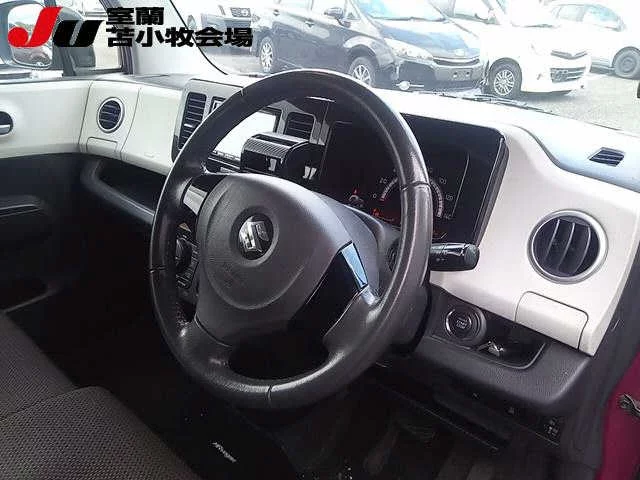 Suzuki MRWAGON