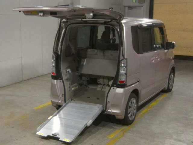 Honda N BOX PLUS