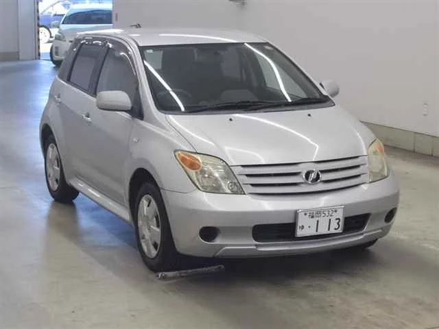 Toyota IST