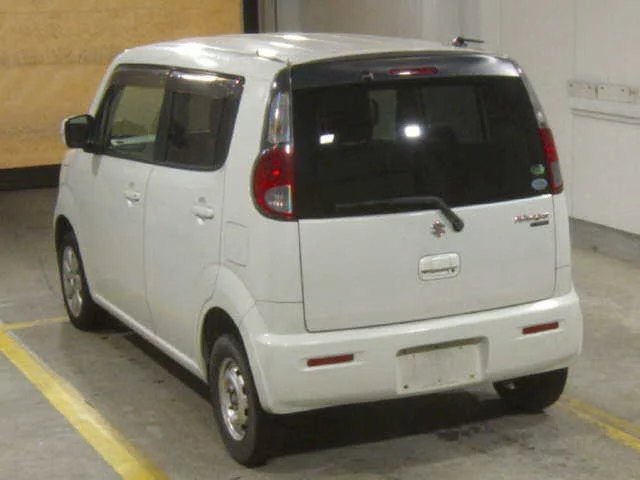 Suzuki MRWAGON