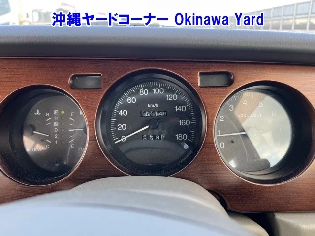 Nissan RASHEEN